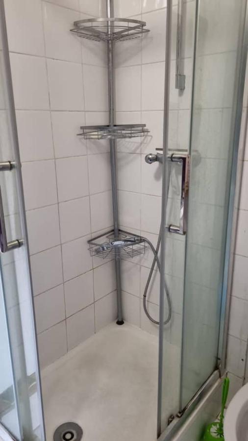 Charmant 2 Pieces Clichy Levallois المظهر الخارجي الصورة